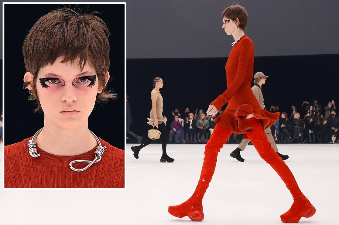 Givenchy Under Fire For Noose-style Necklace Worn at Paris Fashion Week ...